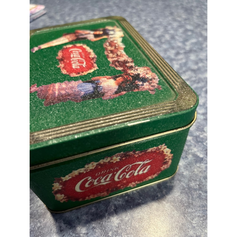 Vintage 2000 Coca-Cola Green Victorian Style Collectible Hinged Tin 6x4x3 - Picture 9 of 9